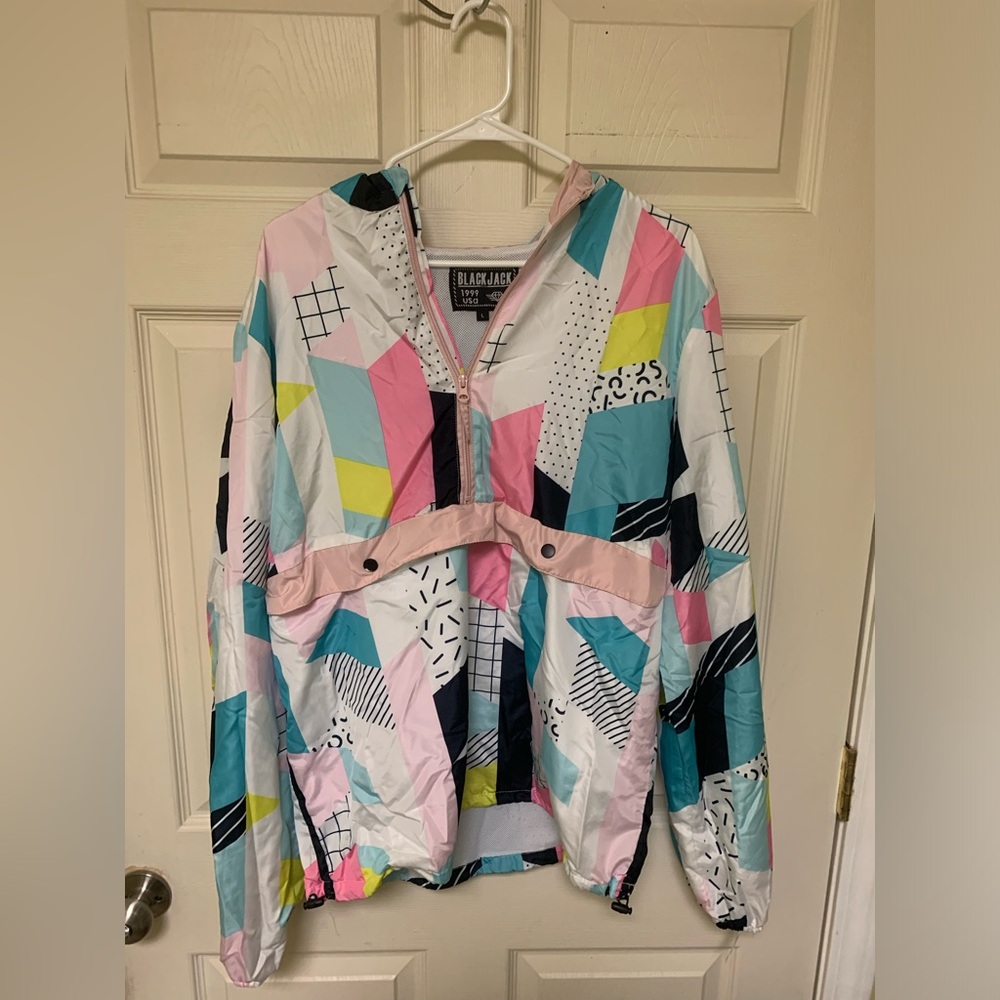 Size large windbreaker 90s vibes